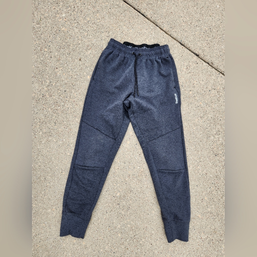 Reebok joggers size s